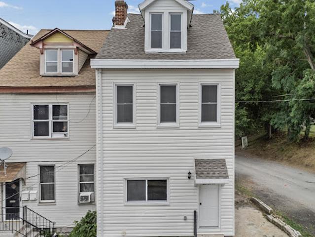House for sale in Pittsburg, Pennsylvania