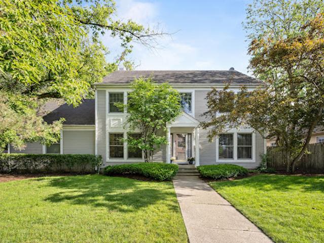 House for sale in Kenilworth, Illinois