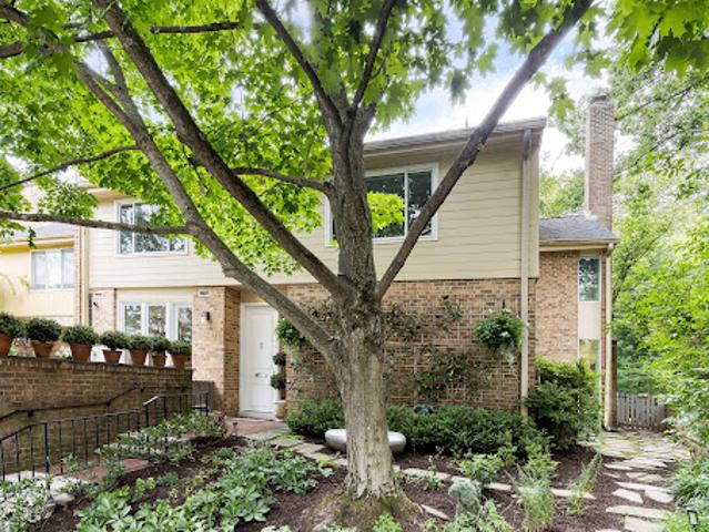 House for sale in Gibsonton, Maryland