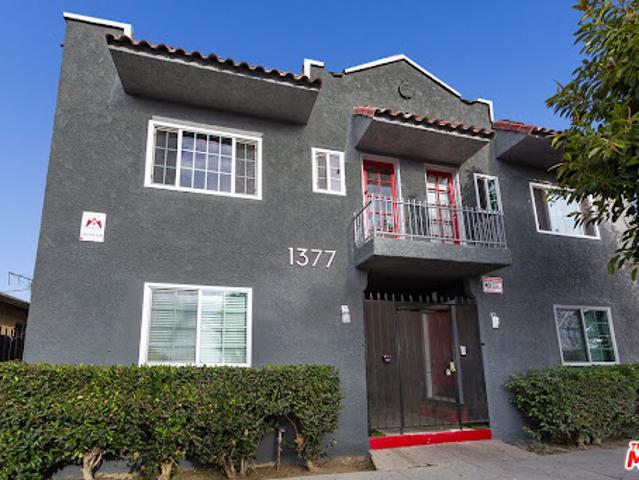 House for sale in Long Beach, California