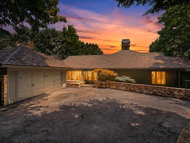 House for sale in Dawsonville, Dawson County