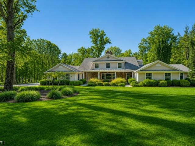 House for sale in Saddle River, New Jersey