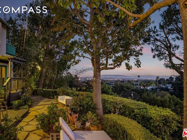 House for sale in Canoga Park, California