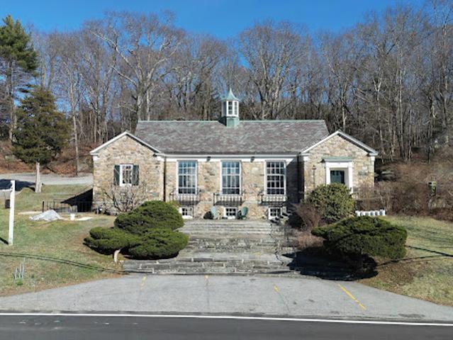 House for rent in Tiverton, Rhode Island