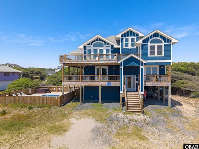 House for sale in Corolla, Currituck County