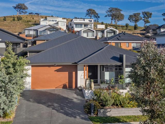 House for rent in Googong, Queanbeyan-Palerang Regional Council