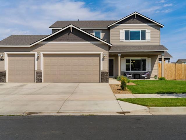House for sale in Oregonia