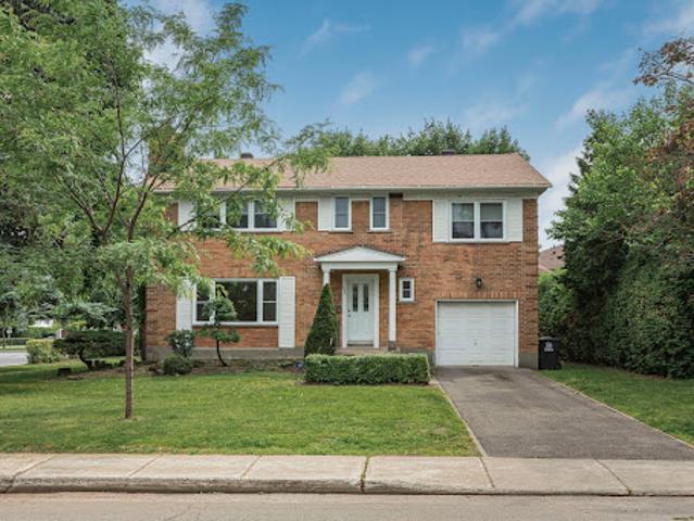 House for sale in Mount Royal