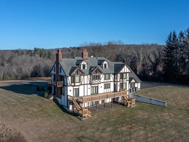 House for sale in Roxbury, Connecticut