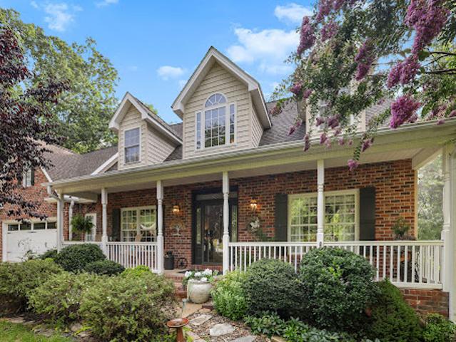 House for sale in Hendersonville, North Carolina