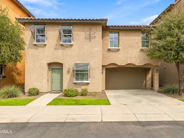 House for sale in Gilbert, Arizona