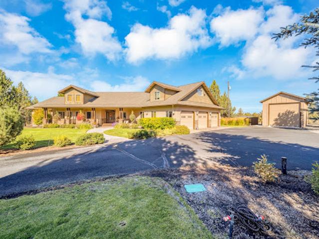 House for sale in Powell Butte, Crook County