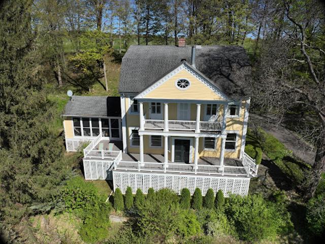 House for sale in Hudson, New York