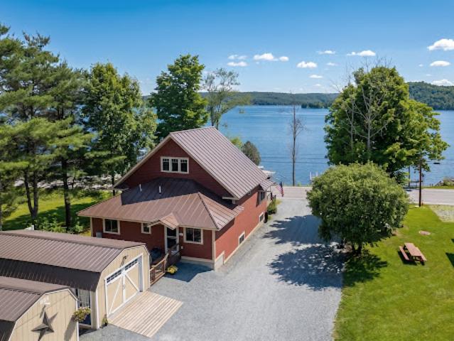 House for sale in Castleton, Vermont
