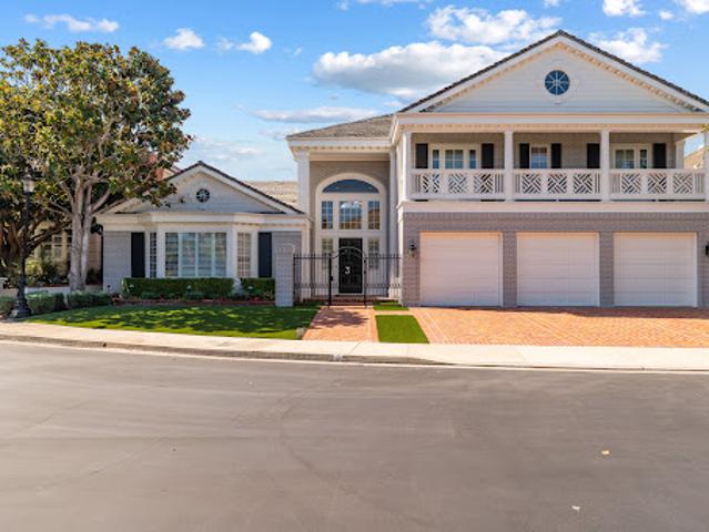 House for sale in Corona Del Mar, California