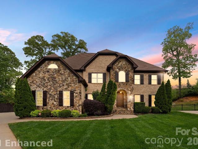 House for sale in Mecklenburg, North Carolina