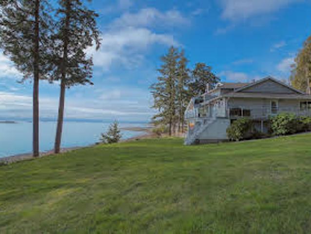 House for sale in Sechelt House for sale in Sechelt