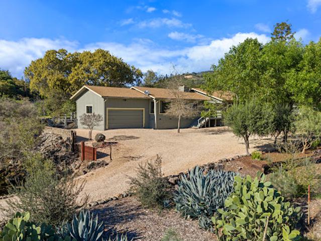 House for sale in Saint Helena, California