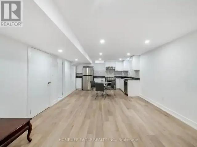House for rent in Bradford West Gwillimbury, Central Ontario