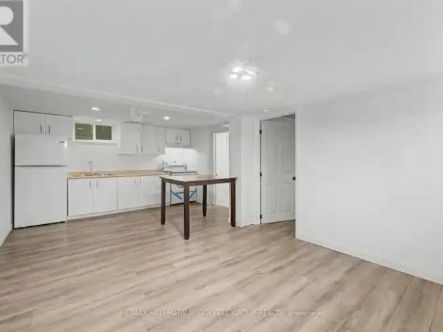 House for rent in Bradford West Gwillimbury, Ontario