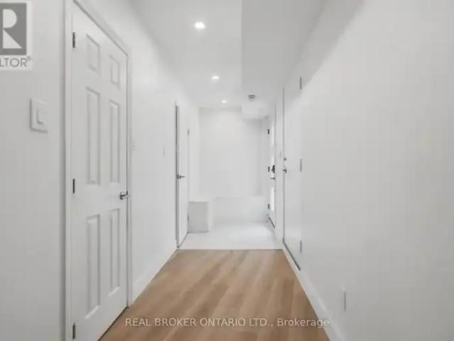 House for rent in Burlington, Ontario