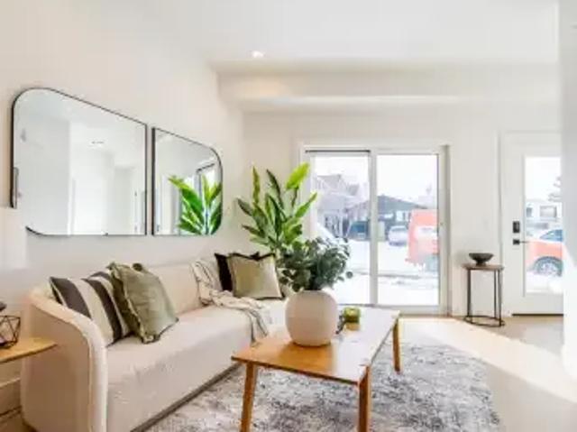 House for rent in Bowness, Calgary