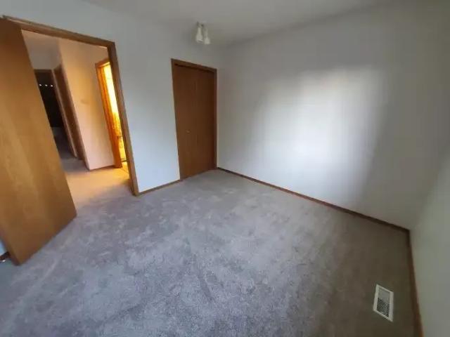 House for rent in Hidden Valley, Calgary