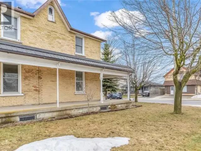 House for rent in Cambridge, Ontario