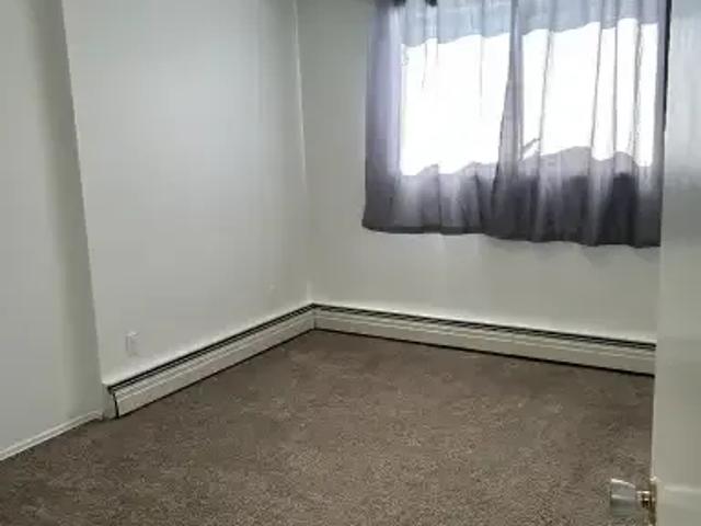 House for rent in Wedgewood, Alberta