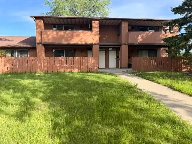 House for rent in Wedgewood, Alberta