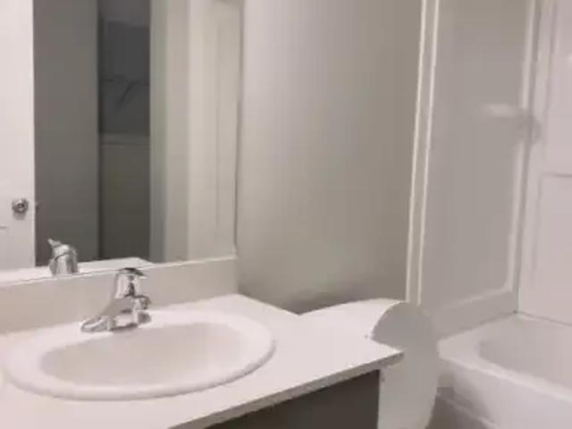 House for rent in Wedgewood, Alberta