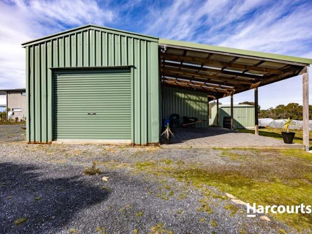House for sale in Greens Beach, West Tamar