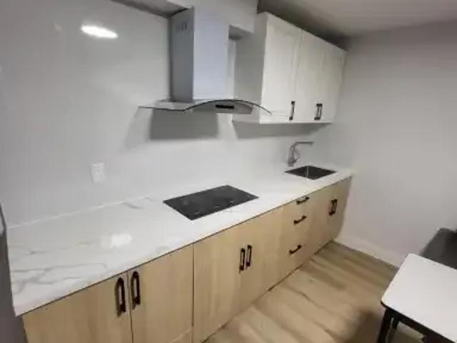 House for rent in Niagara Falls, Golden Horseshoe