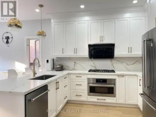 House for rent in Oakville, Ontario