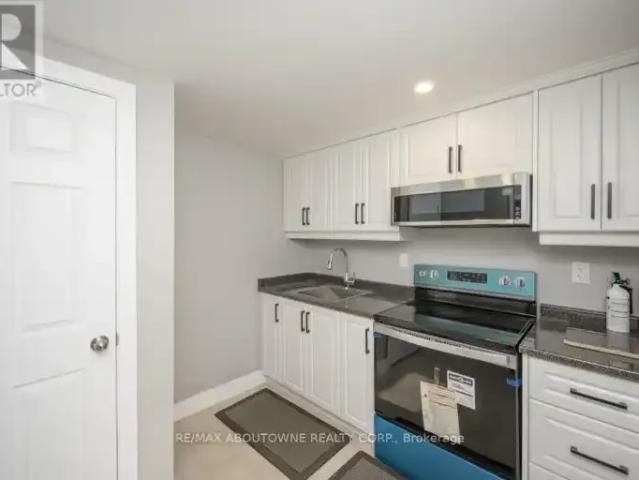 House for rent in Oakville, Ontario