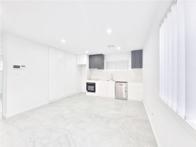 House for rent in Prairiewood, New South Wales