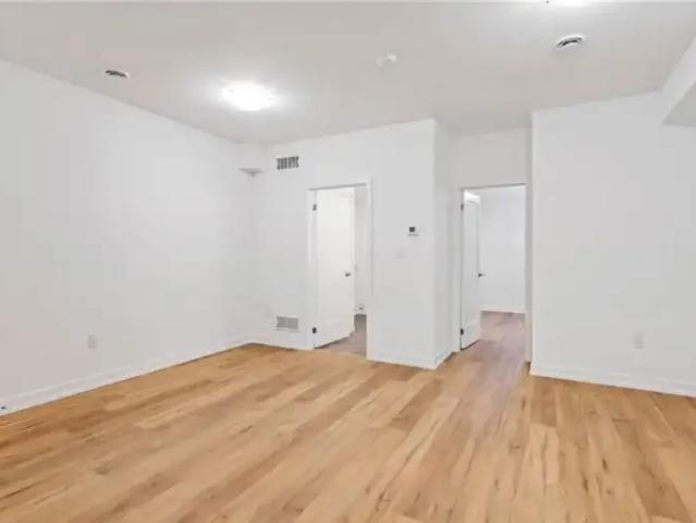 House for rent in Welland, Golden Horseshoe