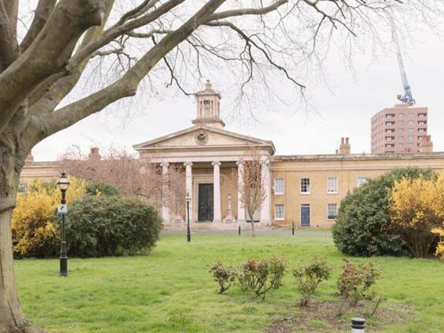 House for sale in Peckham, Greater London
