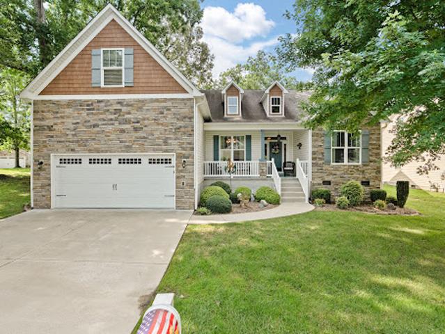 House for sale in East Flat Rock, North Carolina