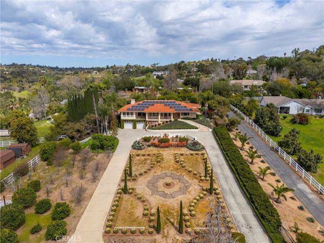 House for sale in Fallbrook, San Diego County