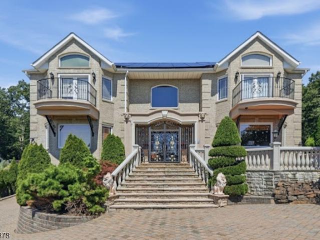 House for sale in Passaic, New Jersey