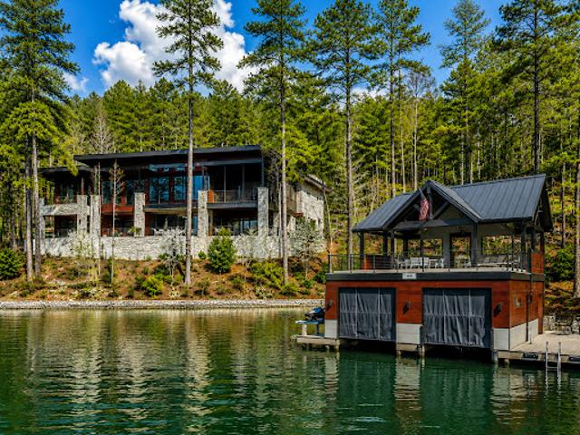 House for sale in Clarkesville, Georgia