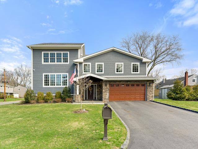 House for sale in Hartsdale, New York