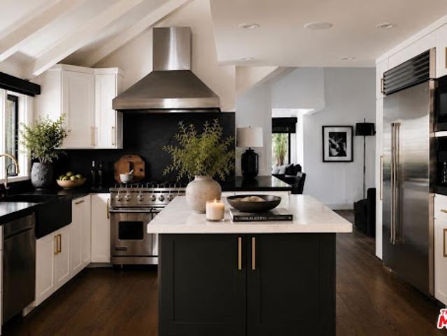 House for sale in Canoga Park, California