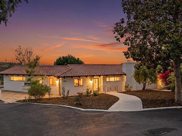 House for sale in Vista, California