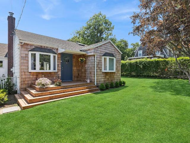 House for sale in Wainscott, New York