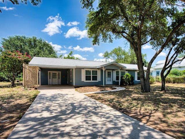 House for sale in Lytle, Texas