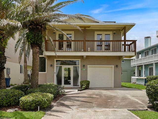 House for sale in New Smyrna Beach, Florida