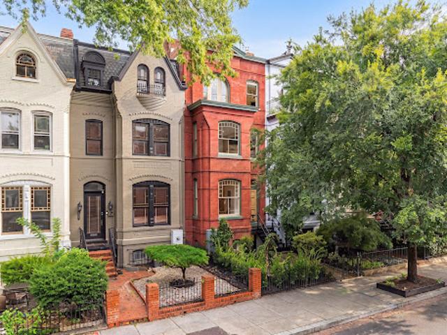 House for sale in Washington