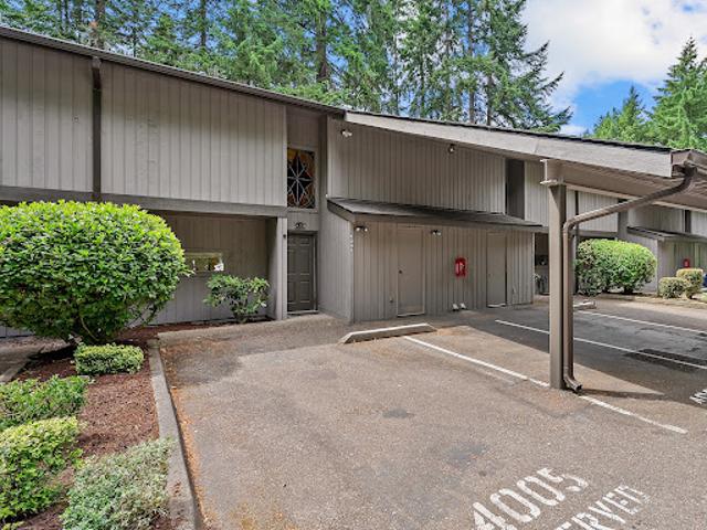 House for sale in Bellevue, Washington
